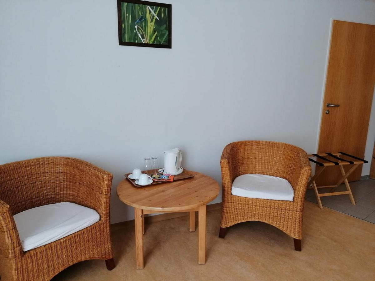 Doppelzimmer 12 Gaestehaus Muehlenstein Bad Sulze Luaran gambar