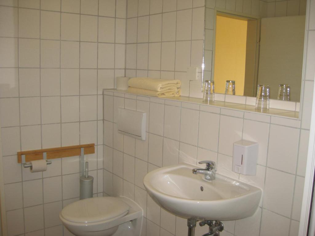 Doppelzimmer 12 Gaestehaus Muehlenstein Bad Sulze Luaran gambar